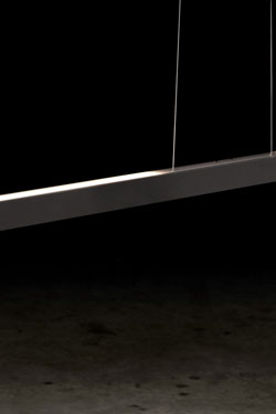 Xena contemporary adjustable pendant lamp black finish 120cm. Holtkötter. 