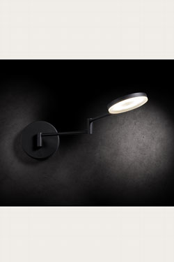 Plano WB wall mounted reading lamp, in black. Holtkötter. 