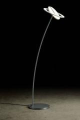 Supernova DW lampadaire double éclairage directionnel finition platine. Holtkötter. 