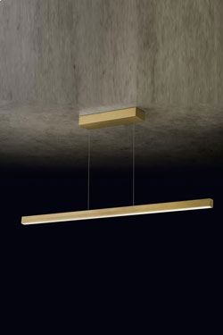 Xena suspension linéaire finition laiton 120cm. Holtkötter. 