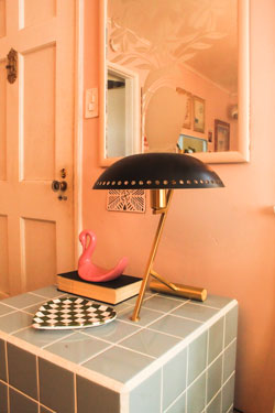 Landis retro desk lamp in gold and black. Hudson Valley. 