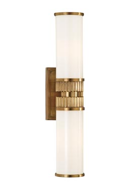 Harper vertical wall light in aged brass. Hudson Valley. 