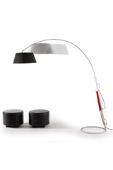 Dada lampadaire contemporain extensible, pied arc. Italamp. Dada lampadaire contemporain extensible, pied arc. Italamp.