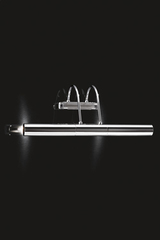 Eclairage pour tableau classique en métal chromé Tube. Italamp. Eclairage pour tableau classique en métal chromé Tube. Italamp.