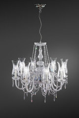 Lustre en cristal et pampilles en Strass transparent. Italamp. Lustre en cristal et pampilles en Strass transparent. Italamp.