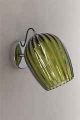 Nuce applique en verre soufflé vert olive. Italamp. Nuce applique en verre soufflé vert olive. Italamp.
