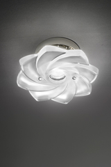 Spot in the shape of a flower in satin glass. Italamp. Spot in the shape of a flower in satin glass. Italamp.