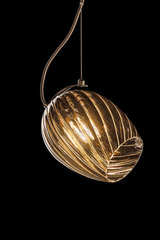 Suspension tulipe en verre torsadé taupe NUCE. Italamp. Suspension tulipe en verre torsadé taupe NUCE. Italamp.