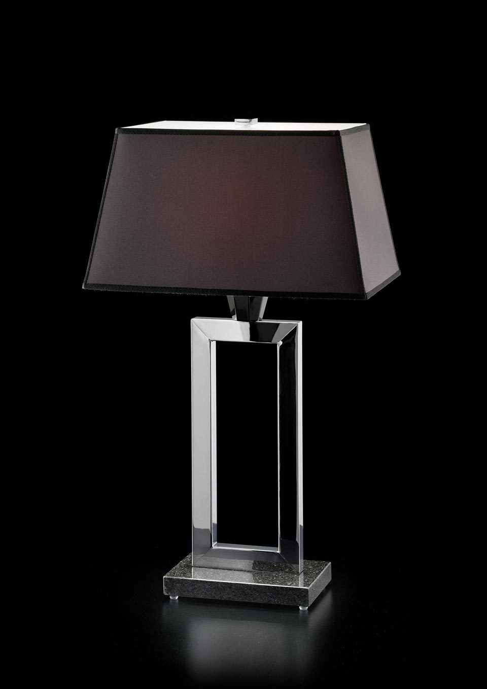 Gassa Contemporary black table lamp. Italamp. 