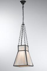 Suspension classique New Alma en bronze antique. Jacques Garcia. Suspension classique New Alma en bronze antique. Jacques Garcia.