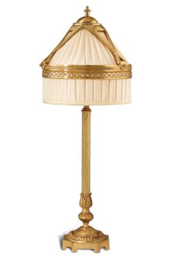 Diderot gilded bronze table lamp and conical shade in ivory pleated silk. Jacques Garcia. 