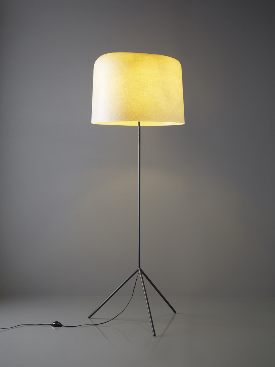 Warm lampadaire d'intérieur: karboxx luminaires Design en carbone et fibre  de verre - Réf. 19050236 - mobile