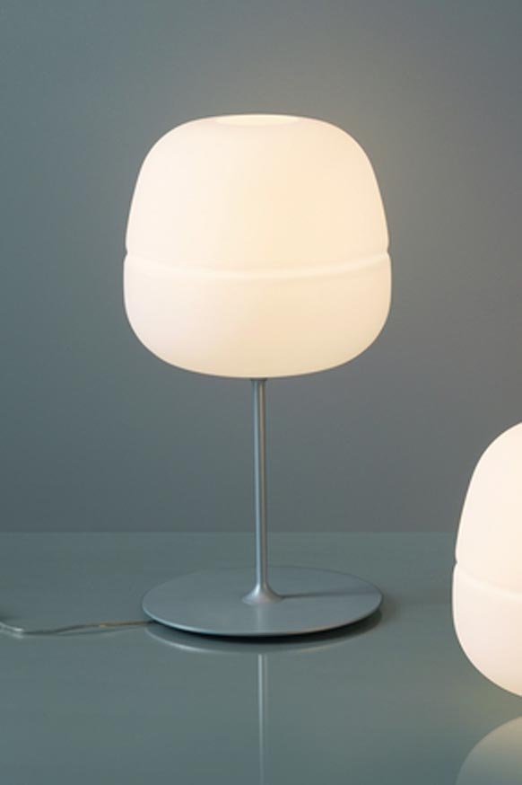 Lamp on foot white frosted glass globe Afra collection. Karboxx. 