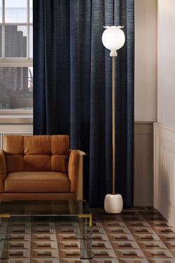 Opyo floor lamp in white opal blown glass and gold metal. kdln. 