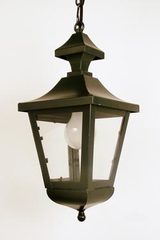 Hamburg LE38 N°2 trapezoidal black lantern in lacquered brass . Latoaria. Hamburg LE38 N°2 trapezoidal black lantern in lacquered brass . Latoaria.
