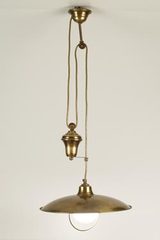 CT24 aged brass pendant with counterweight. Latoaria. CT24 aged brass pendant with counterweight. Latoaria.