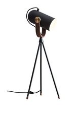 Carronade grande lampe de table trépied en aluminium noir. Le Klint. Carronade grande lampe de table trépied en aluminium noir. Le Klint.