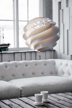 Swirl suspension spirale ronde blanche 30cm . Le Klint. 