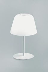 Lampe Ayers blanche petit modèle en verre soufflé. Leucos. Lampe Ayers blanche petit modèle en verre soufflé. Leucos.