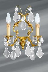 Applique dorée cristal de bohème Louis XV deux lumières. Lucien Gau. Applique dorée cristal de bohème Louis XV deux lumières. Lucien Gau.
