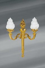 Applique double en bronze massif, style Louis XVI, dorée. Lucien Gau. Applique double en bronze massif, style Louis XVI, dorée. Lucien Gau.