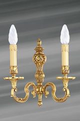 Applique double Louis XV bronze doré avec bobèches. Lucien Gau. Applique double Louis XV bronze doré avec bobèches. Lucien Gau.