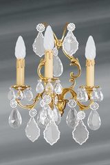 Applique pampilles cristal de bohème Louis XV doré trois lumières. Lucien Gau. 