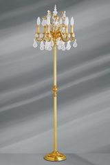 Lampadaire bronze doré et cristal de bohème Louis XV. Lucien Gau. Lampadaire bronze doré et cristal de bohème Louis XV. Lucien Gau.