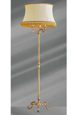 Lampadaire doré Louis XV sur trépied. Lucien Gau. 