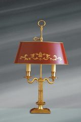 Lampe de style Directoire, en bronze massif doré, décor épuré. Lucien Gau. Lampe de style Directoire, en bronze massif doré, décor épuré. Lucien Gau.