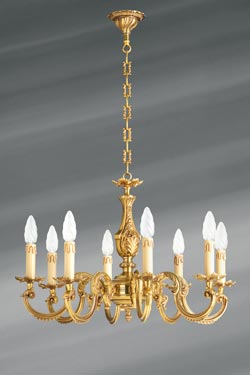 Lustre bronze Louis XV huit lumières. Lucien Gau. 