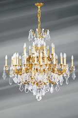 Lustre cristal de bohème Louis XV doré 45 lumières. Lucien Gau. Lustre cristal de bohème Louis XV doré 45 lumières. Lucien Gau.