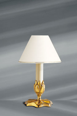 Nymphéa lampe de table classique. Lucien Gau. 