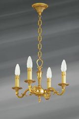 Petit lustre, Louis XVI, en bronze doré, quatre lumières. Lucien Gau. Petit lustre, Louis XVI, en bronze doré, quatre lumières. Lucien Gau.