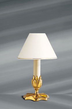 Nymphéa table lamp classic light. Lucien Gau. 