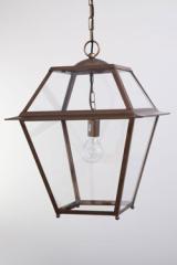 Large classic outdoor lantern in patinated brass Pont-Neuf. Lum’Art. Large classic outdoor lantern in patinated brass Pont-Neuf. Lum’Art.