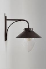 Belvédère country-style wall light in old brass finish. Lum’Art. Belvédère country-style wall light in old brass finish. Lum’Art.