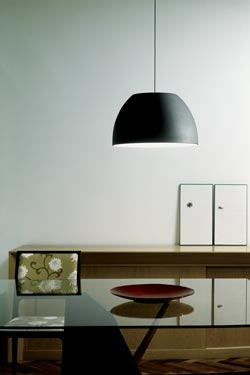 Bossa round pendant lamp metal lacquered matt black. Lumini. 