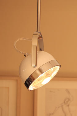 Boogie C30 white pendant lamp retro style. Luz Difusion. 