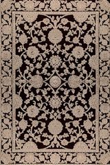 Scarpa tapis classique noir sur fond beige décor floral 65X110. MA Salgueiro. Scarpa tapis classique noir sur fond beige décor floral 65X110. MA Salgueiro.