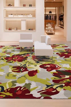 Bloom tapis aux motifs floraux rouge et vert 170X240. MA Salgueiro. 