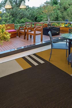 Tapis au décor Géométrique jaune collection Lido 80X150. MA Salgueiro. 