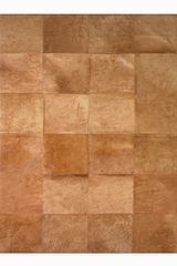 Tapis Patchwork en peau de vache rousse 140X200. MA Salgueiro. Tapis Patchwork en peau de vache rousse 140X200. MA Salgueiro.