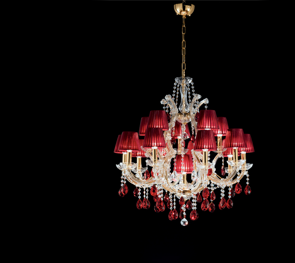 Gold and red chandelier 12 lights. Masiero. 