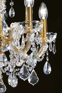 5-light clear crystal and gold-plated-metal chandelier. Masiero. 