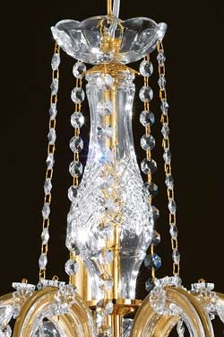 Lustre cristal transparent et métal doré en bouquet 5 lumières. Masiero. 