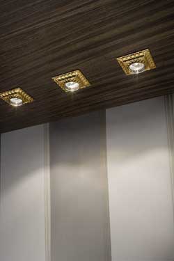 Square gold-plated recessed spotlight. Masiero. 