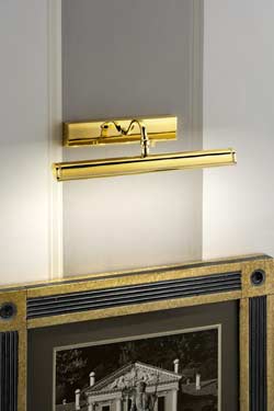 Grande applique pour tableau LED évasée dorée polie décoration classique striée. Masiero. 