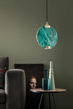 Horo round pendant lamp in green glass. Masiero. 
