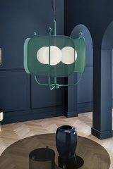 Lustre vert sapin 3 lumières, style contemporain Papilio. Masiero. Lustre vert sapin 3 lumières, style contemporain Papilio. Masiero.